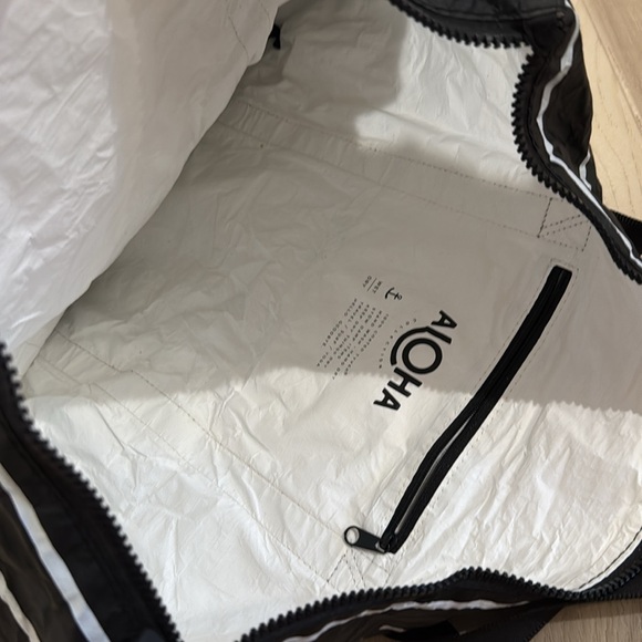 Aloha Collection tote - Picture 4 of 4